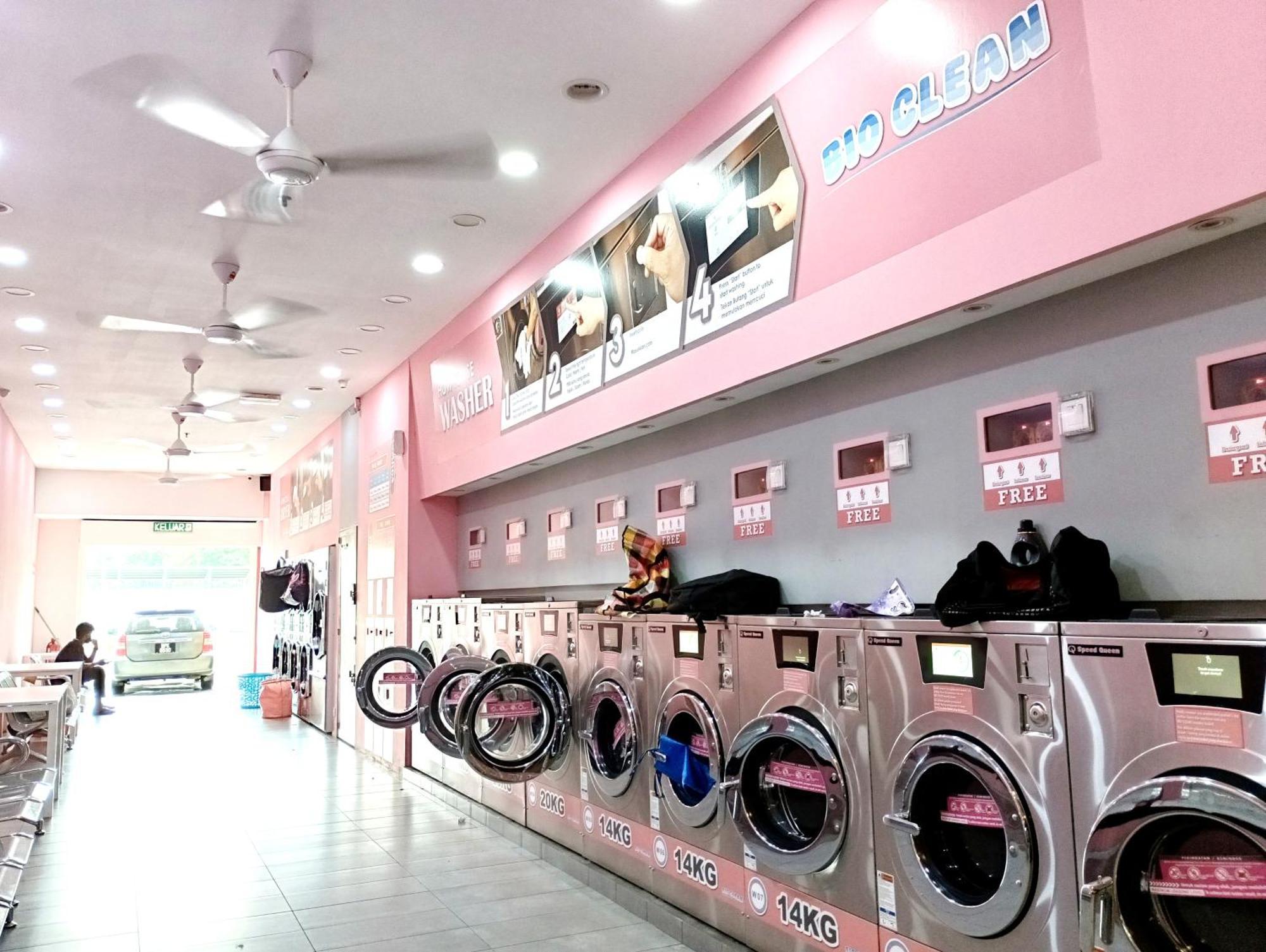 Azfa Suite13 At De Centrum Putrajaya-Bangi Kajang Esterno foto